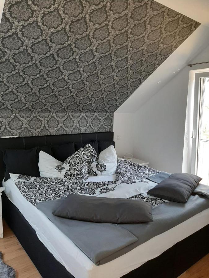 Haus Am Hang; Ferienwohnung Fernblick Stolberg (Rhineland) Exterior foto